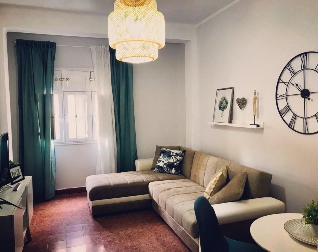 salon3-apartamento-vegueta-1